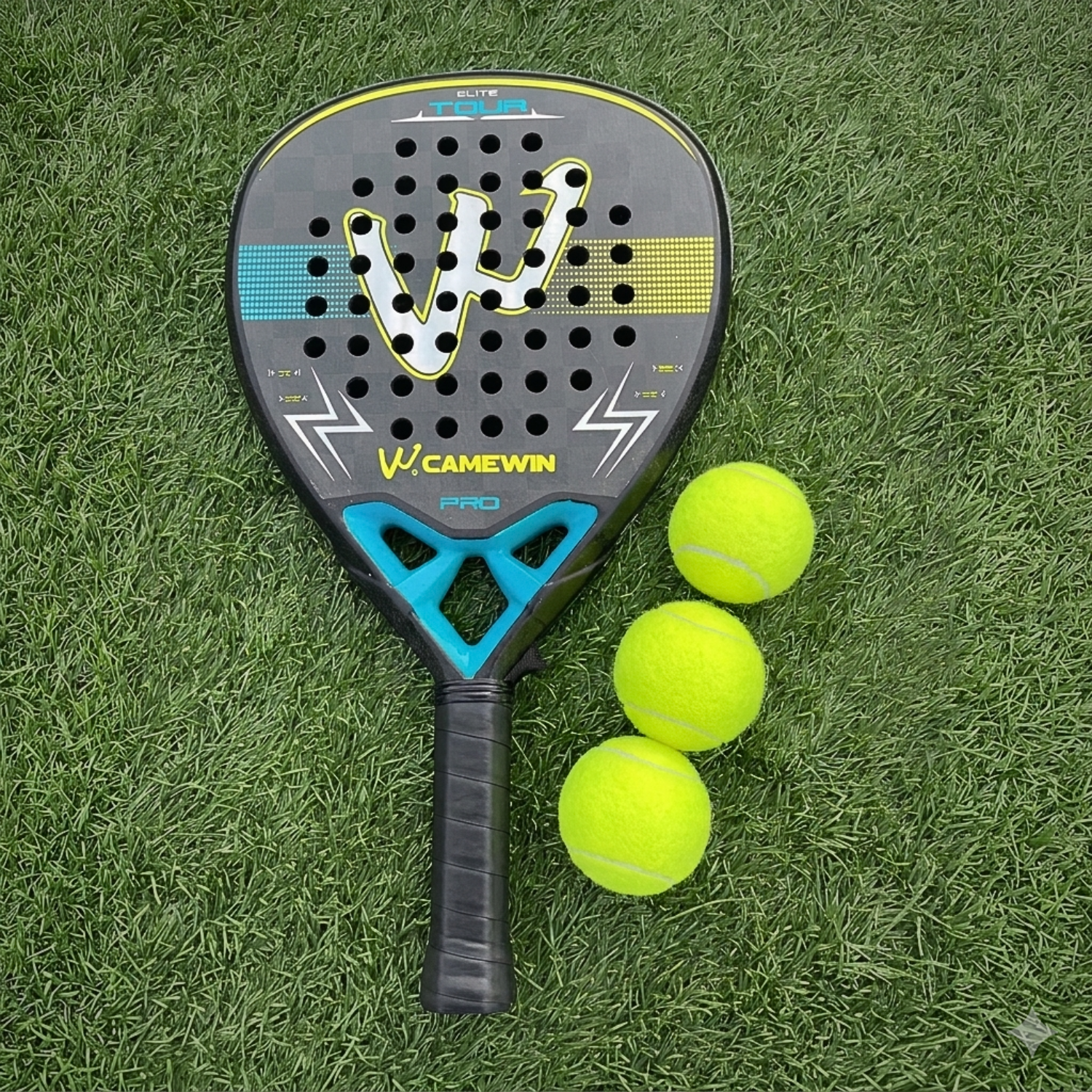 CW Tour Padel Racket 18K